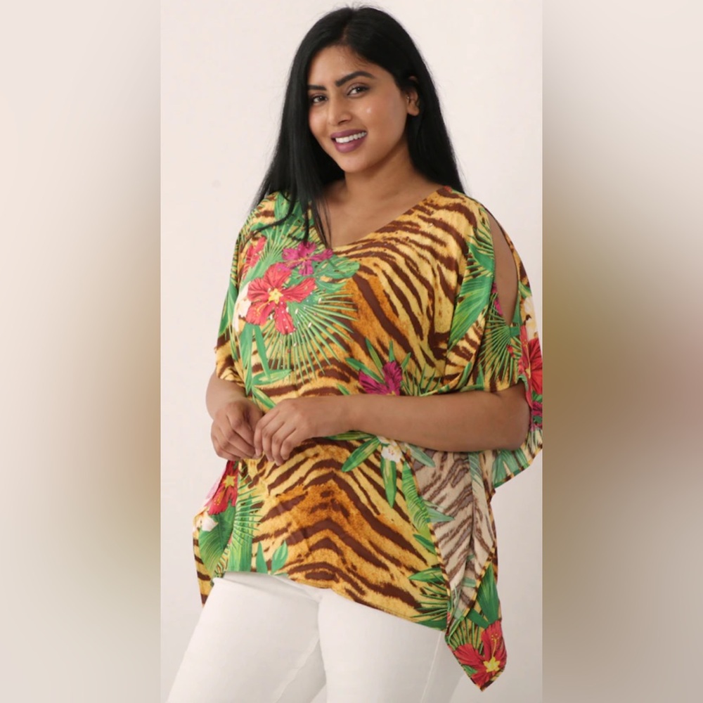 SOLD NWT STUNNING 2X/3X Tropical Animal Print Kaftan Blouse